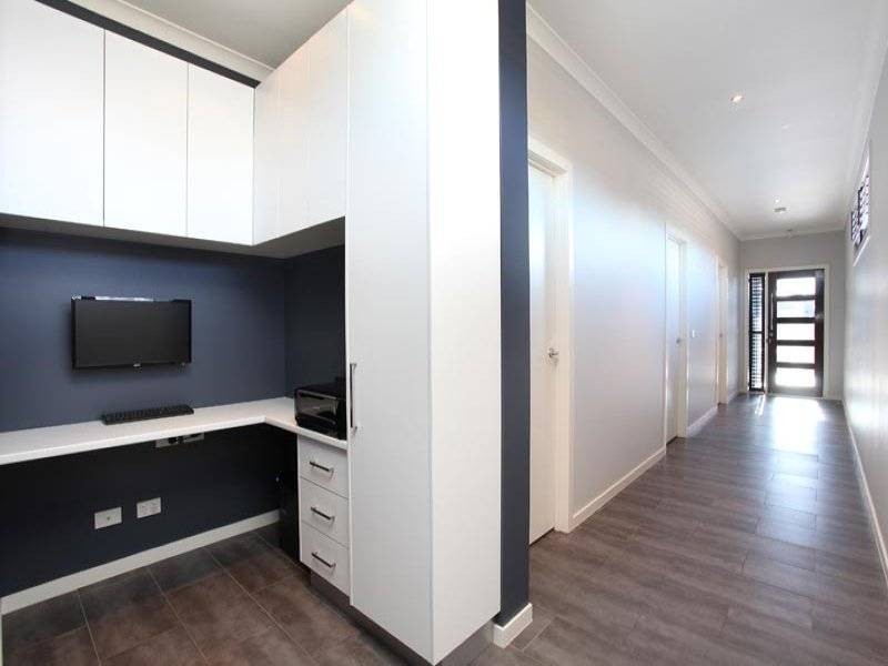 44 Urban Drive, Williams Landing VIC 3027