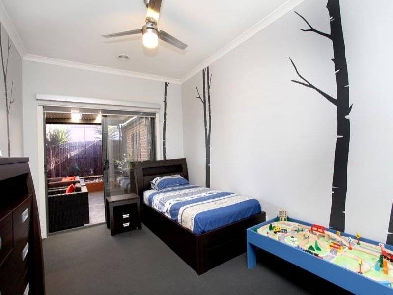 44 Urban Drive, Williams Landing VIC 3027