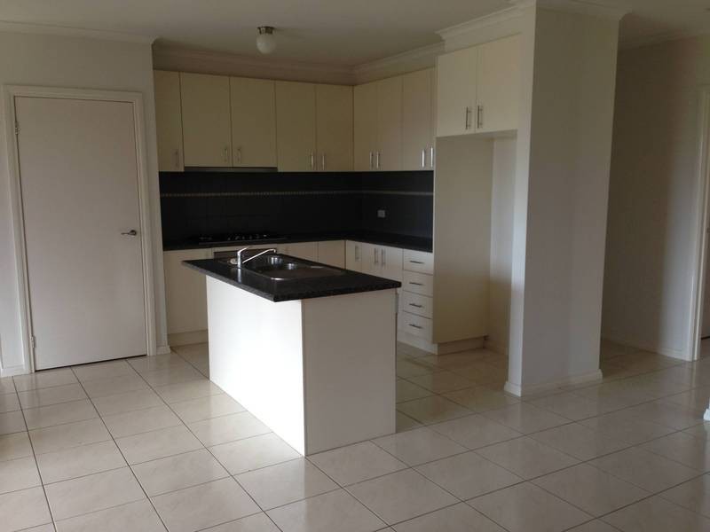 28 Maxwell Street, Point Cook VIC 3030