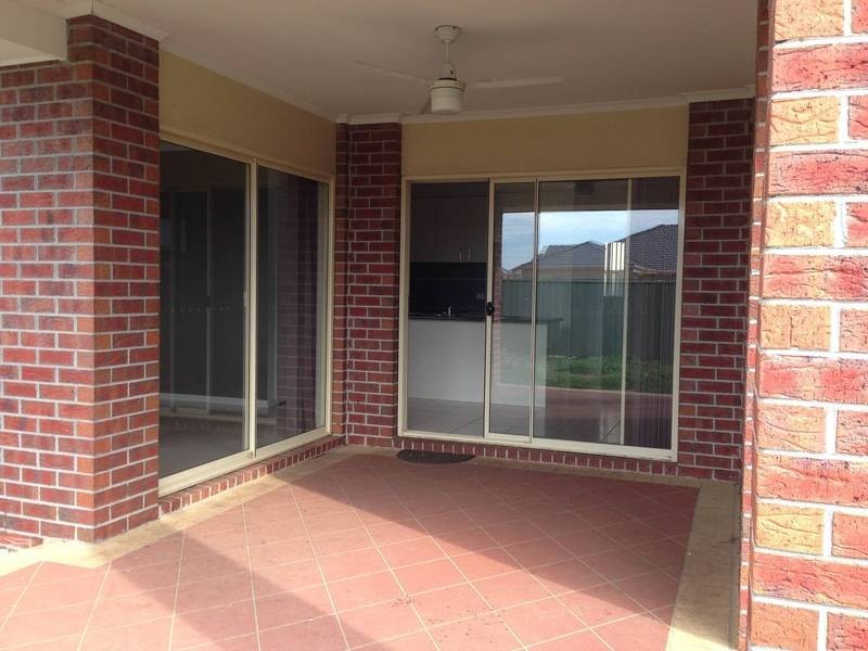 28 Maxwell Street, Point Cook VIC 3030