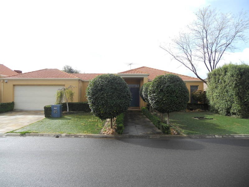 16 Fontain Court, Werribee VIC 3030