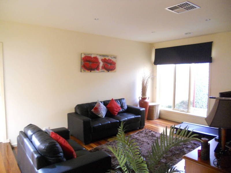 16 Fontain Court, Werribee VIC 3030