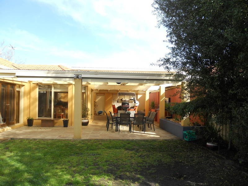 16 Fontain Court, Werribee VIC 3030