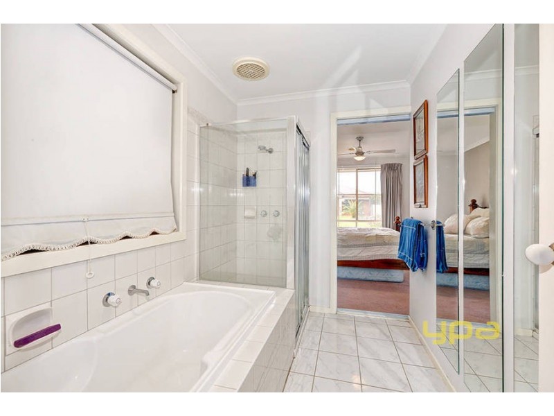 64 Koroneos Drive, Werribee South VIC 3030