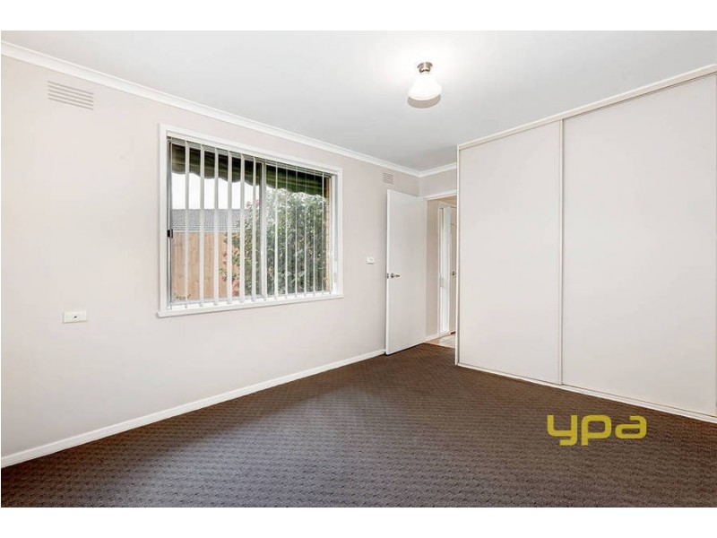 4 Malleehen Street, Werribee VIC 3030