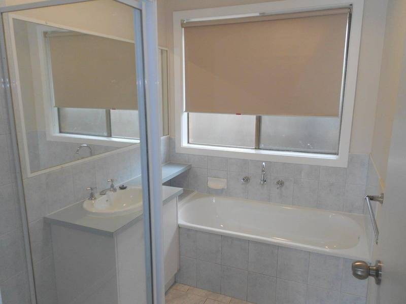 10 Briardale Drive, Werribee VIC 3030