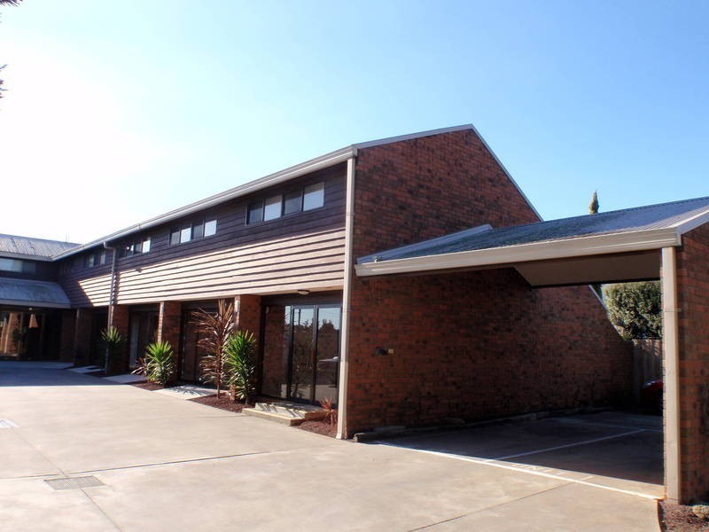 5/293 Princes Highway, Werribee VIC 3030