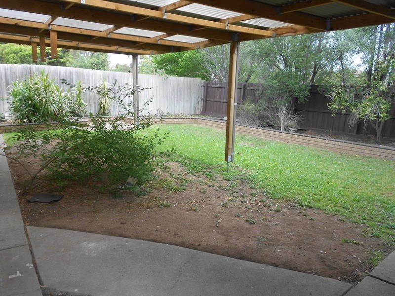 33 Claremont Crescent, Hoppers Crossing VIC 3029