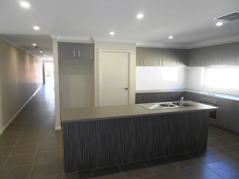 19A  Eleanor Drive, Hoppers Crossing VIC 3029