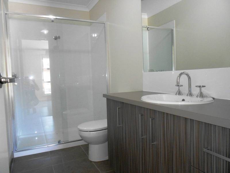 19A  Eleanor Drive, Hoppers Crossing VIC 3029