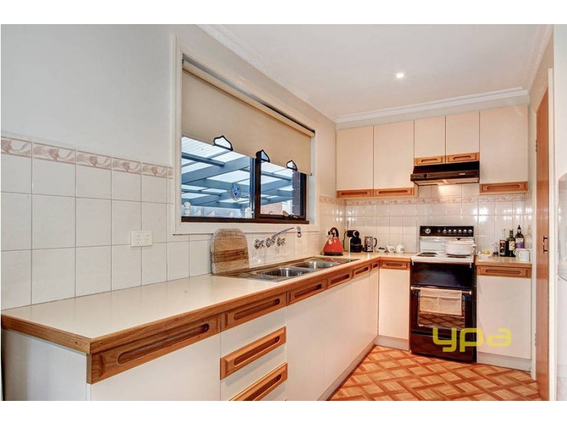 5/31-33  Deutgam Street, Werribee VIC 3030