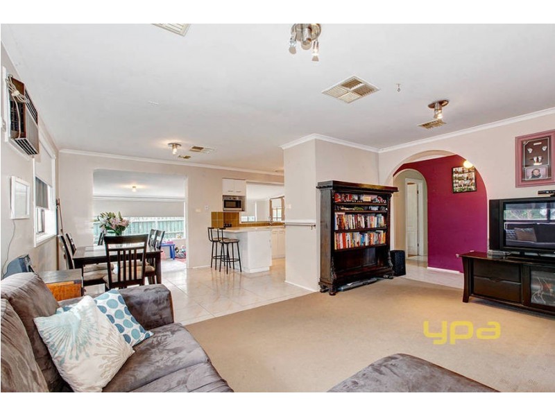 25 Westminster Drive, Werribee VIC 3030