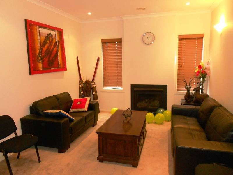 16 Swordgrass Avenue, Tarneit VIC 3029