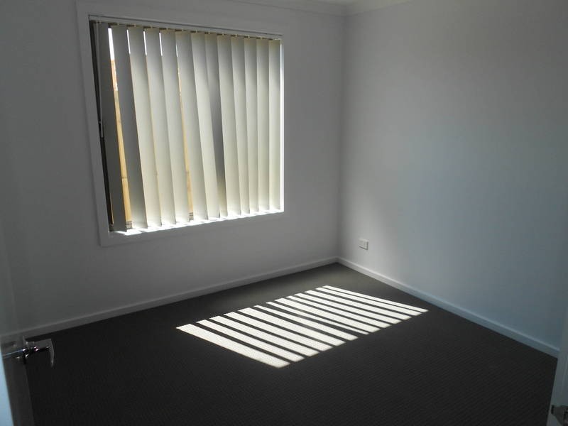 2/3  Mark Drive, Tarneit VIC 3029