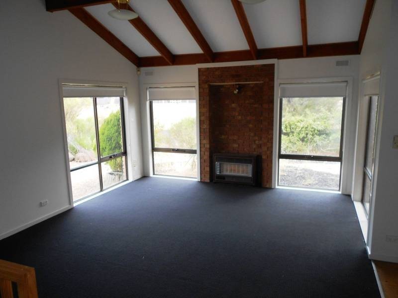 4 Snowgum Court, Hoppers Crossing VIC 3029