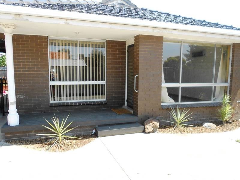 2/35 Baggot Drive, Hoppers Crossing VIC 3029