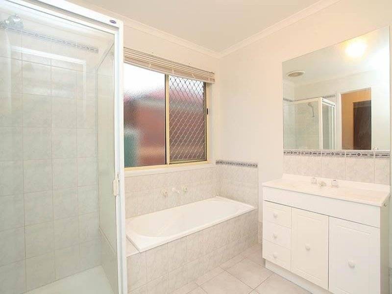 6 Pelham Crescent, Wyndham Vale VIC 3024