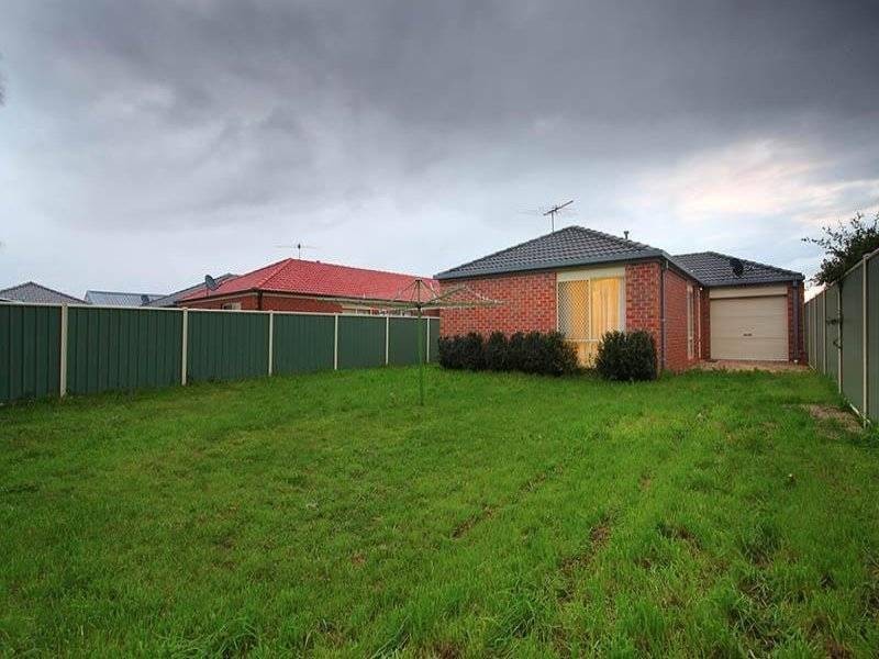 6 Pelham Crescent, Wyndham Vale VIC 3024