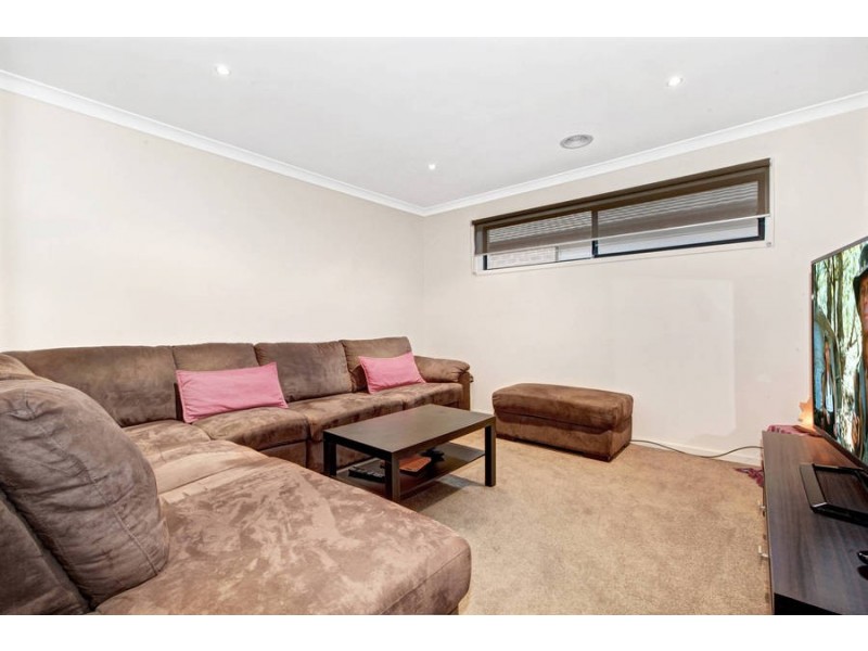16 Bindarri Road, Wyndham Vale VIC 3024