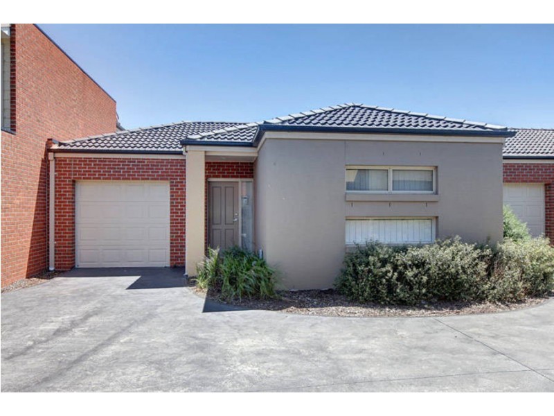 2/2-4 Rutman Close, Werribee VIC 3030