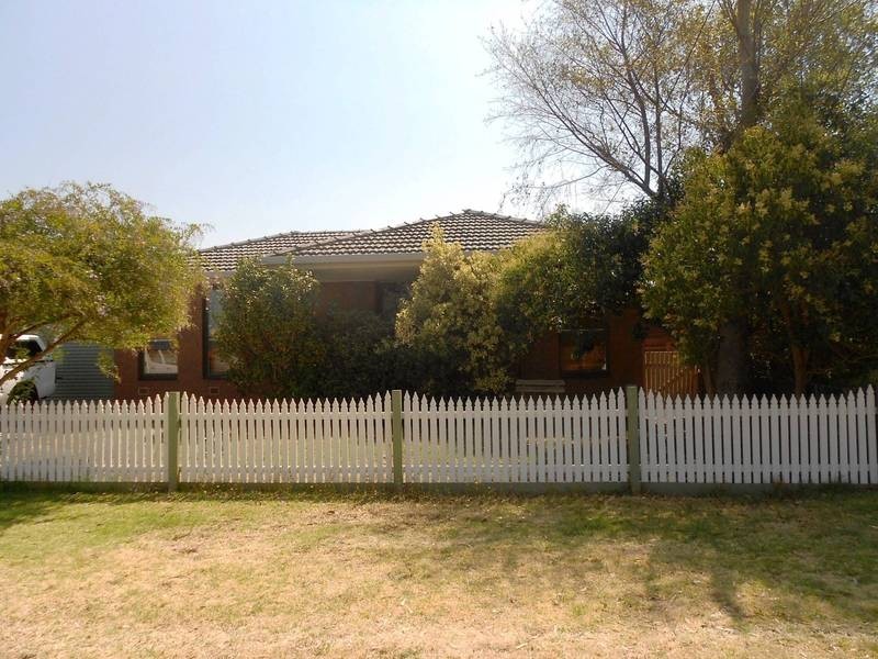 6 Thelma Court, Werribee VIC 3030