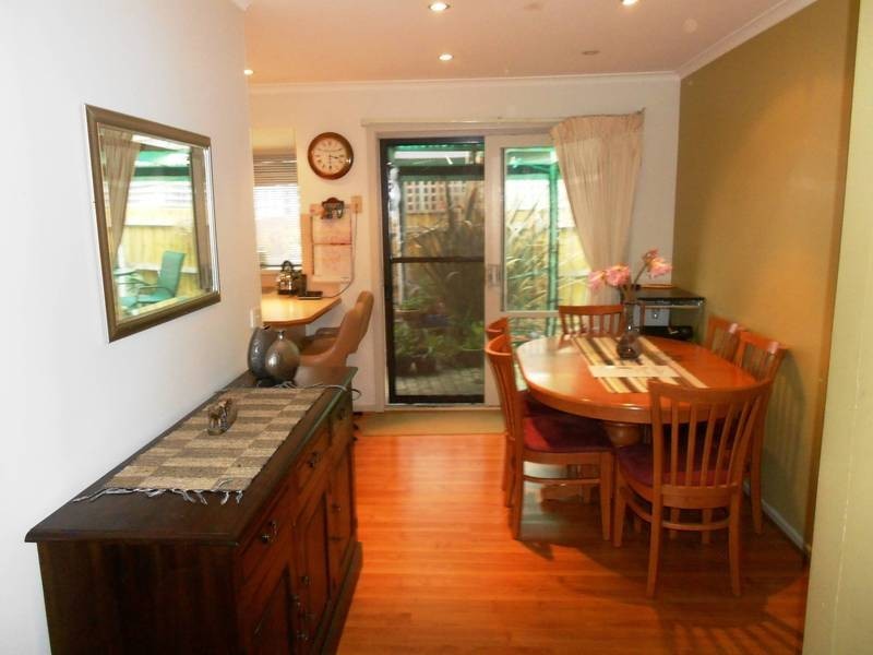 10 Nightjar Court, Werribee VIC 3030