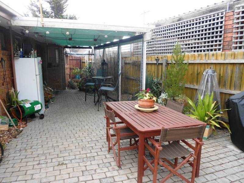 10 Nightjar Court, Werribee VIC 3030