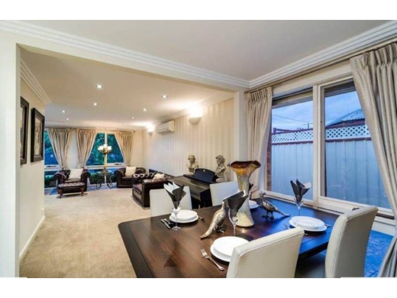 16 Westminster Drive, Werribee VIC 3030