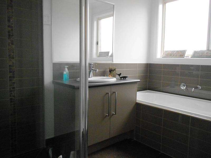 10 Compass Lane, Wyndham Vale VIC 3024