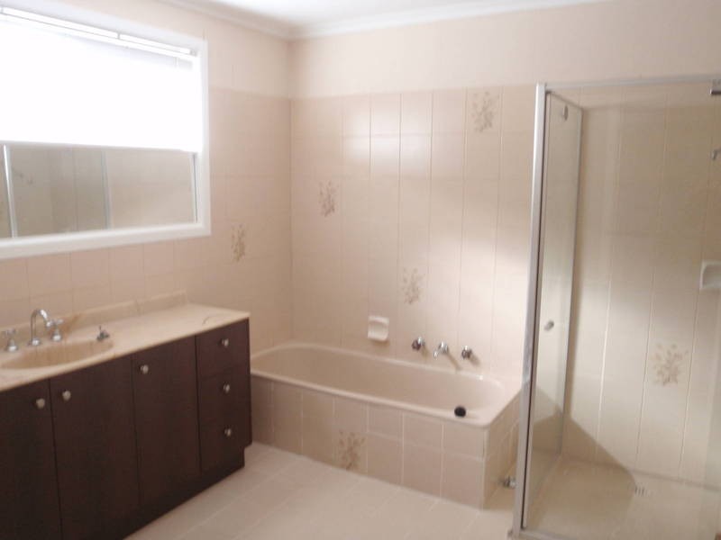 37 Crellin Avenue, Altona Meadows VIC 3028