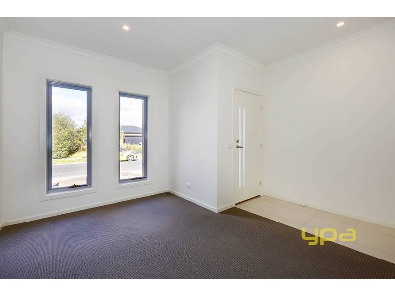 22B  Hindmarsh Drive, Wyndham Vale VIC 3024