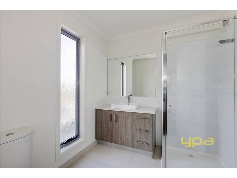 22B  Hindmarsh Drive, Wyndham Vale VIC 3024