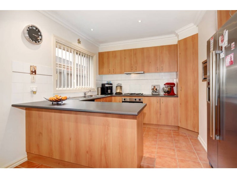 2/20  Cootamundra Court, Werribee VIC 3030