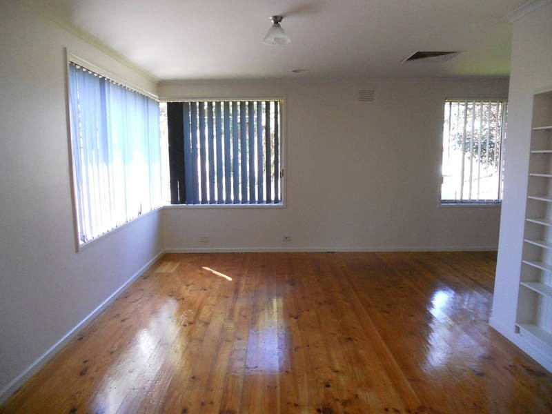 43 Shoalhaven Street, Werribee VIC 3030