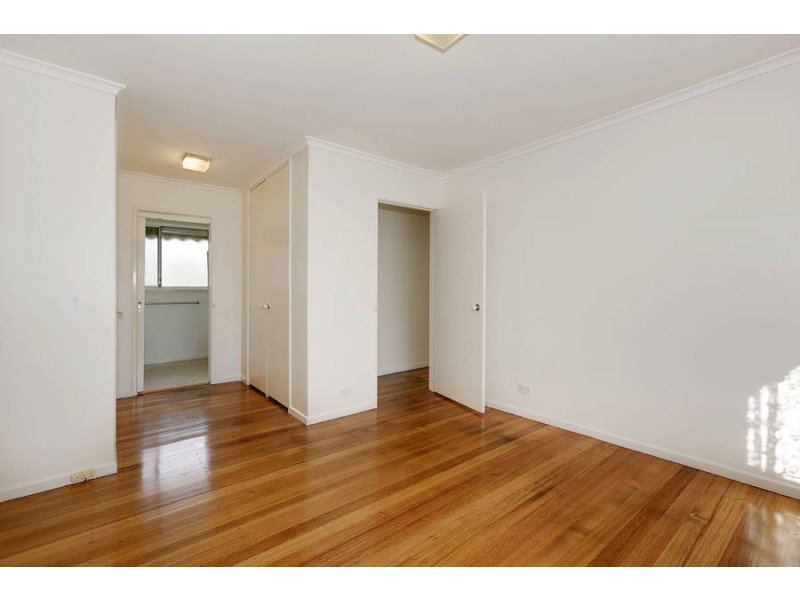 4 Sierra Court, Hoppers Crossing VIC 3029
