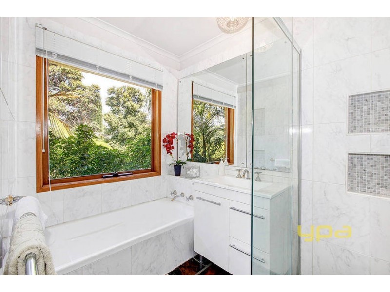 2 Villa Walk, Werribee VIC 3030