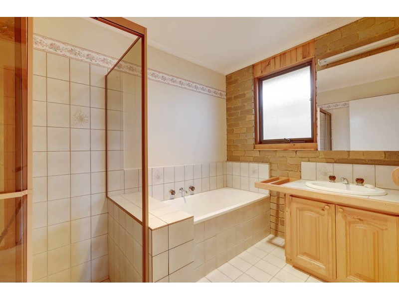 18 Botanic Way, Wyndham Vale VIC 3024