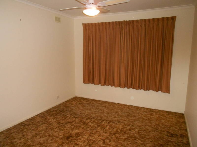 9/31-33 Deutgam Street, Werribee VIC 3030