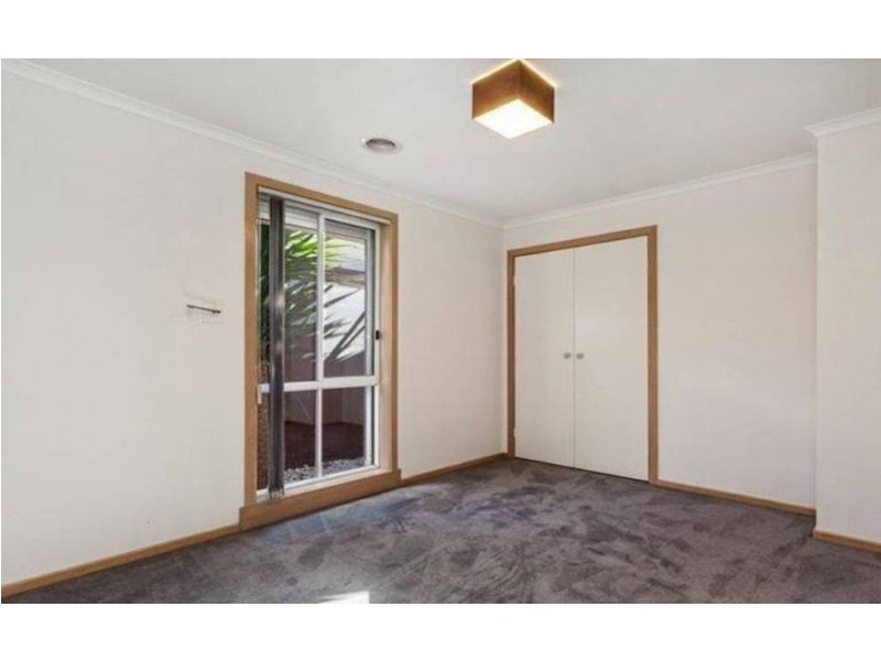 12 Thames Boulevard, Werribee VIC 3030