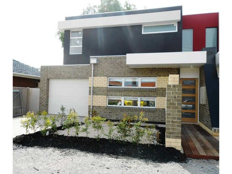 1A/2 Glen Street, Werribee VIC 3030