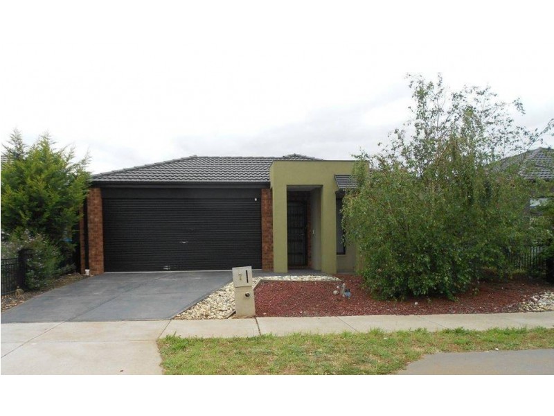 7 Carbine Avenue, Tarneit VIC 3029