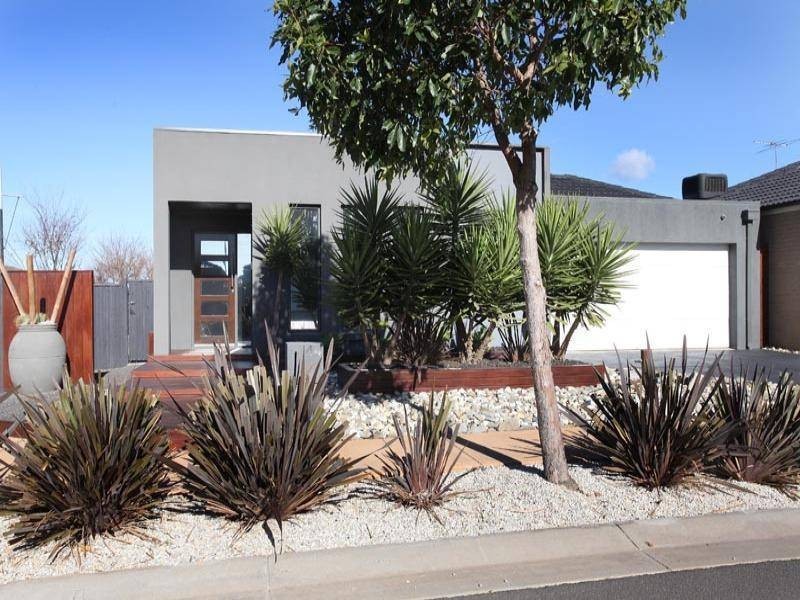 44 Urban Drive, Williams Landing VIC 3027