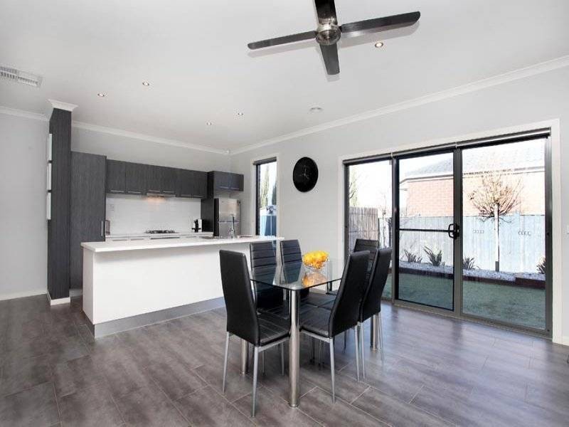 44 Urban Drive, Williams Landing VIC 3027