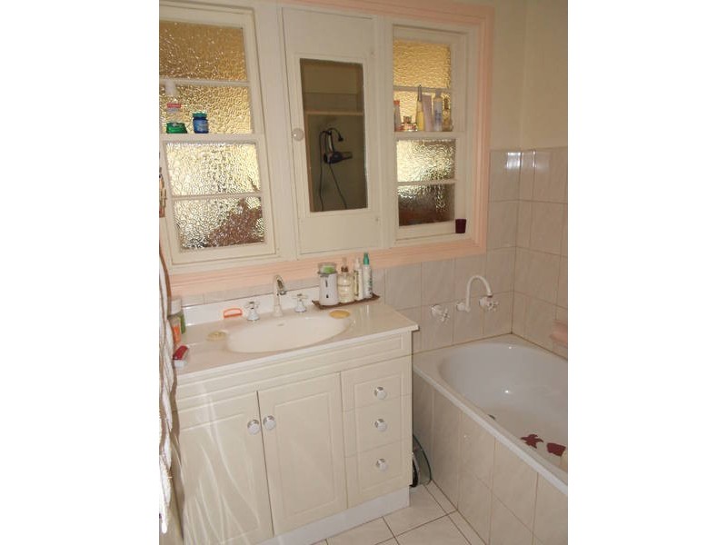 42 Wedge Street, Werribee VIC 3030