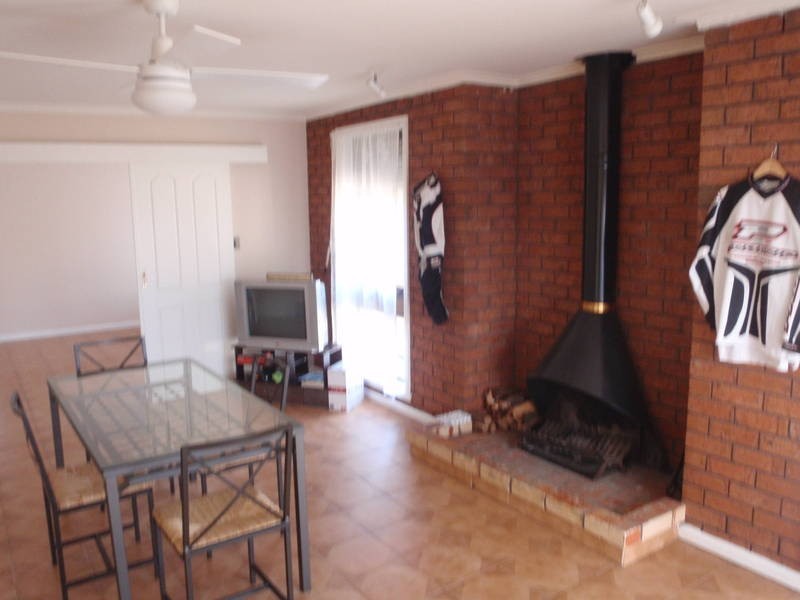 37 Crellin Avenue, Altona Meadows VIC 3028