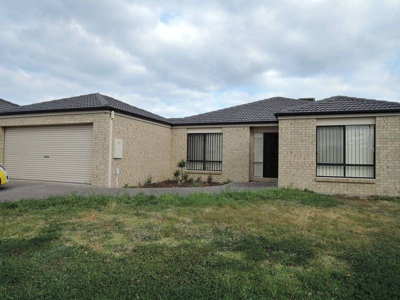 35 Dunkirk Drive, Point Cook VIC 3030
