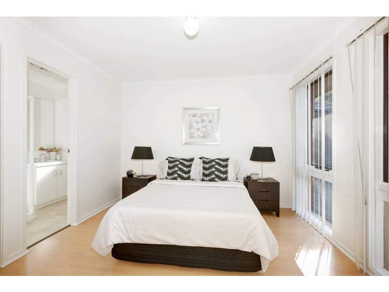 1/205 Hogans Road, Hoppers Crossing VIC 3029