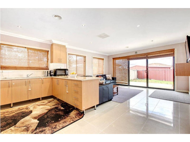 1/21 Ganges Court, Werribee VIC 3030