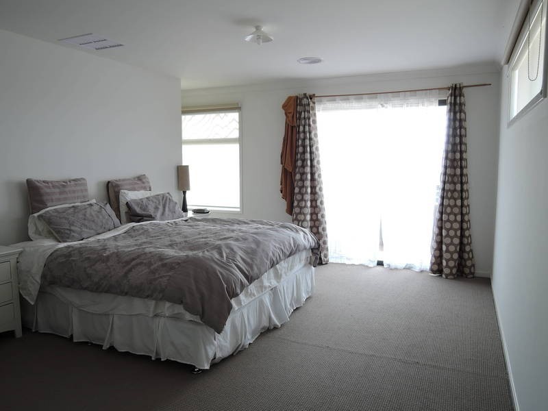 36 Amsterdam Avenue, Tarneit VIC 3029