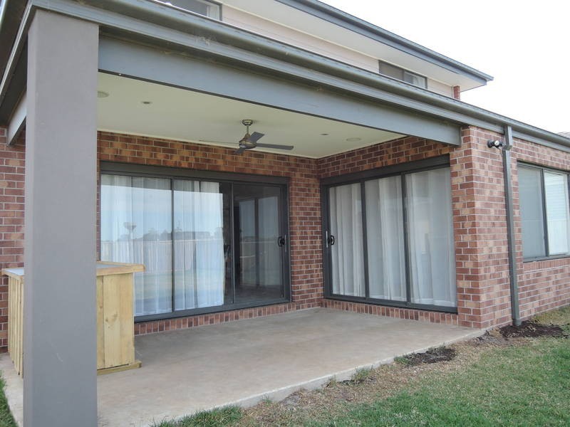 36 Amsterdam Avenue, Tarneit VIC 3029